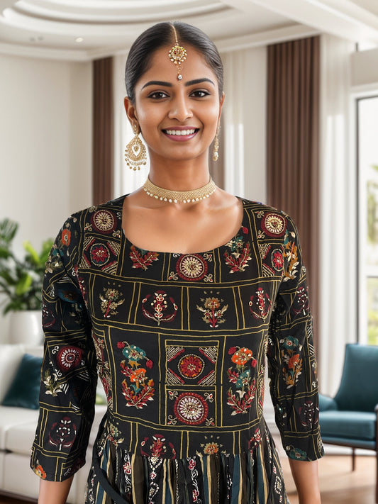 Beautiful Black Rayon midi dress with belt