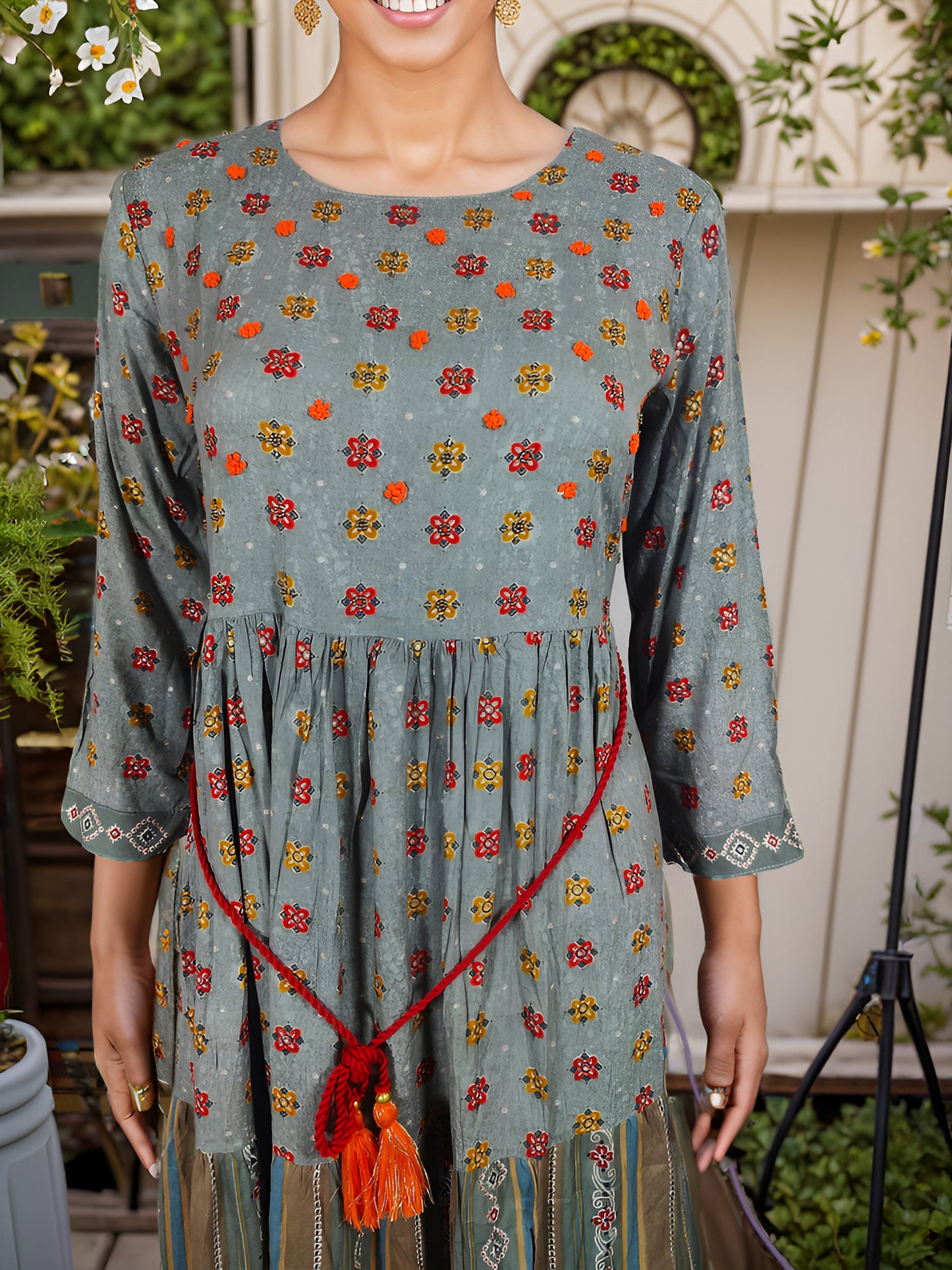 Rayon maxi dress with 3/4th sleeves